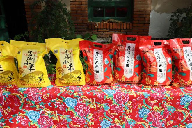【微濟(jì)陽】過節(jié)了!濟(jì)陽這個地方今天真熱鬧.